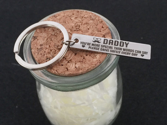 DADS ARE SPECIAL Engraved Key Chain - BigBeryl