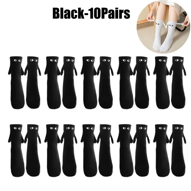Magnetic Hand Holding Matching Socks for Couples (1 Pair, Black or White, Unisex)