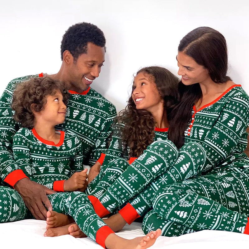 temperament moth moat matching family christmas pajamas 3xl pick Gymnastics  Involved